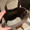 【新作】豚鼻モチーフ バスケットバッグ In the loop｜18 エトゥープ 大人のグレーベージュバッグ