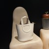 【新作】豚鼻モチーフ バスケットバッグ In the loop｜10 クレイ 乳白色 × 金メッキ 大人の可愛らしいバッグ