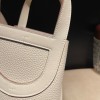 【新作】豚鼻モチーフ バスケットバッグ In the loop｜10 クレイ 乳白色 × 金メッキ 大人の可愛らしいバッグ