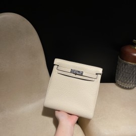 ケリー アドダ ブルショルダーバッグ 【Ado】ダブルショルダーバッグ トリヨン・クレマンス Clemence 素材 I2 / ナタ シルバークランプ 両手解放可能 若返り効果抜群