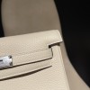 ケリー アド ダ ブルショルダーバッグ【エルメス】Kelly Ado ダブルショルダーバッグ クレマンス革 I2 ナタ シルバークランプ 可愛らしい学園風 若々しいデザイン