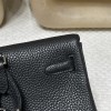 ケリー アド ダ ブルショルダーバッグ【新入荷】エルメス ケリー アド ダブルショルダーバッグ クレマンス革 89 ブラック シルバークランプ 学園風 若々しい