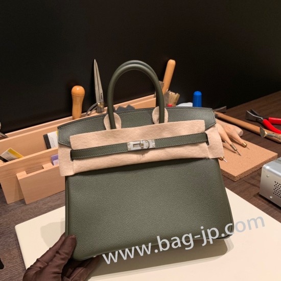 エルメスバーキン 25センチヴォーエプソン Epsom C6 /Vert Gris ヴェールグリスシルバー金具 全手縫いbirkin25-047