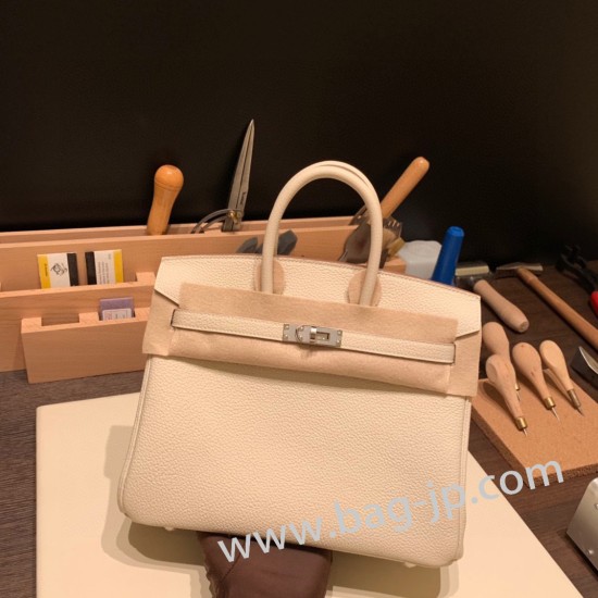 エルメスバーキン 25センチトゴ Togo  クレ10 /Craie シルバー金具 全手縫いbirkin25-095