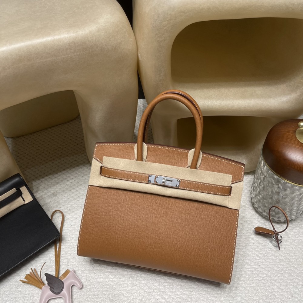 【若々しいシャープデザイン】Hermès Birkin Sellier 外縫いEpsom 37 / ゴールド  シルバー金具 全手縫い  ヴォーエプソン Epsom