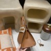 【若々しさとエレガンス兼ね備え】Hermès Birkin Sellier 外縫いEpsom 37 / ゴールド ゴールド金具  ヴォーエプソン Epsom