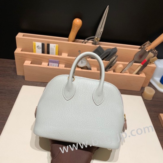 エルメス ボリード ミニ シェブルミゾル  Chevre  80 /Pearl Grey パールグレー ゴールド金具  bolide-mi046 全手縫い