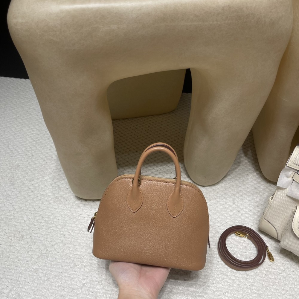 【入荷新商品】ミニボライド シェブルミゾルチェヴレ 2J 雀木色 New stock Mini Bolide 実用的で可愛いボウリングバッグ   