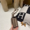 コンスタンス ミニ (Constance 19cm) ヴォー エプソン (Epsom) 18  エトゥープレーゴールド金具 黄金サイズ  実用的で美しさも兼ね備えています