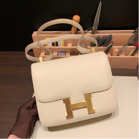 エルメス コンスタンスヴェルソ 24cm ヴォーエプソン Epsom クレ10 /Craie ゴールド金具  constance24-013 全手縫い