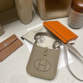ベージュマルファ   Beige marfa  8Q トリヨンクレマンス CLEMENCE  TC エルメス エヴリンアマゾン TPM Mini Evelyn