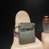 【Hac a Dos】男女兼用 個性的ヴェールグリスチェストバッグ C6/Vert Gris｜シンプルデザイン × 自由調節肩ベルト 大人のミニマルファッション