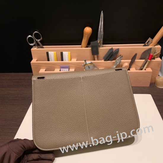 エルメス アルザン 25cm Halzan トリヨンクレマンス エトゥープ 18 /Étoupe Grey シルバー金具  Halzan25-007 全手縫い