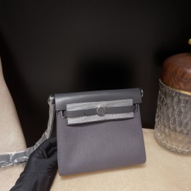 85/Ardoise  アルドワーズ エルメス ショルダーバッグ エールバッグジップ ミニ ブラック/シルバー金具 トワルミリタリー/ヴァッシュハンター シルバー金具 