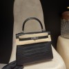 25cm 新出荷 ケリー 25アリゲーター（Alligator）マット（Matte）89/Black (Noir) ブラックシルバー金具