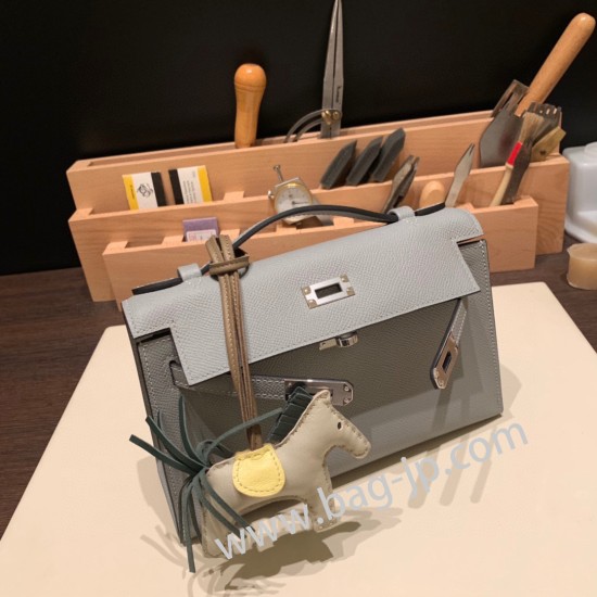 エルメス ポシェットケリー kelly pochette  Epsom ヴォーエプソン グリムエット 4Z /Gris Mouette  シルバー金具 Pochette--010 全手縫い