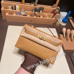 エルメス ポシェットケリー kelly pochette  swift スイフト ビスキュイ 4B /Biscuit  ゴールド金具 Pochette--041 全手縫い