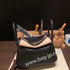 エルメス リンディ26 Clemence トリヨンクレマンス ブラック 89/ Black (Noir) ゴールド金具 lindy26-012 全手縫い