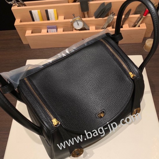 エルメス リンディ26 Clemence トリヨンクレマンス ブラック 89/ Black (Noir) ゴールド金具 lindy26-012 全手縫い