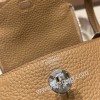 エルメス リンディミニ19 Mini Lindy Clemence トリヨンクレマンス ビスキュイ 4B /Biscuit   シルバー金具  lindymini-062 全手縫い