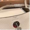 【Hermès Lindy Mini】I2/Nata ナタ シルバー金具 女性向けミニバッグ 容量とデザインのバランス抜群