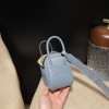 【Mini Lindy】スワイフトレザー 75 ブルージーン デニム風の落ち着いたグレーブルー 小サイズで大容量のハンドバッグ