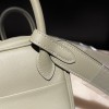 【Mini Lindy】スワイフトレザー Q1 セージ 落ち着いたサルサ色 小サイズで大容量の大人のミニバッグ