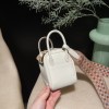 【Mini Lindy】マッシュルームホワイト 編み肩紐 × 幅広格子リボン ゴールド金具付き レトロな夏の定番バッグ