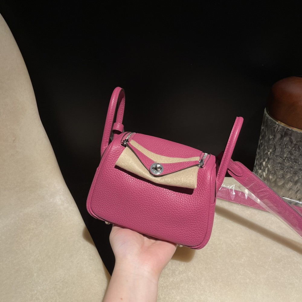【Mini Lindy Clemence（TC）】柔らかなマゼンタパープル × シルバー金具 大人のエレガンスと可愛らしさを兼ね備えた日常必須ミニバッグ