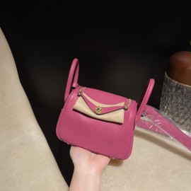 【Mini Lindy Clemence（TC）】艶やかなマゼンタパープル × ゴールド金具 大人の華やかさと可愛らしさを兼ね備えた日常必須ミニバッグ