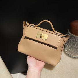 0M/Chai チャイ& 37 /Gold  ゴールド【人気爆品】2424mini 地味でノンチャラントなミニバッグ｜肩紐可変＆ツートンカラー