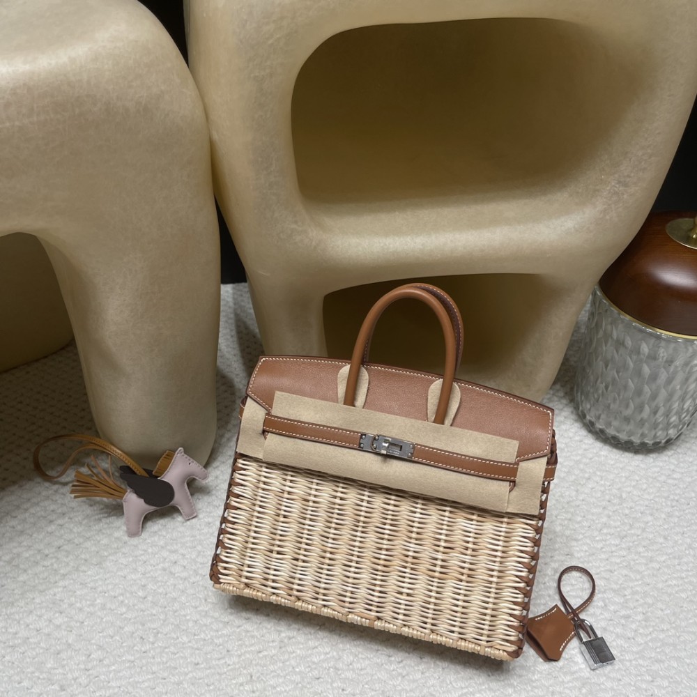 37 /Gold   ゴールド Birkin picnic ピクニックバッグ  ピクニックに最も贅沢なギア、一目惚れの竹編みバッグ