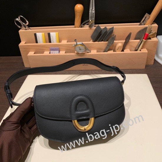 エルメスCherche-Midi 18 ヴォーエプソン 89/Black (Noir) ブラック シルバー金具  Cherche-050 全手縫い