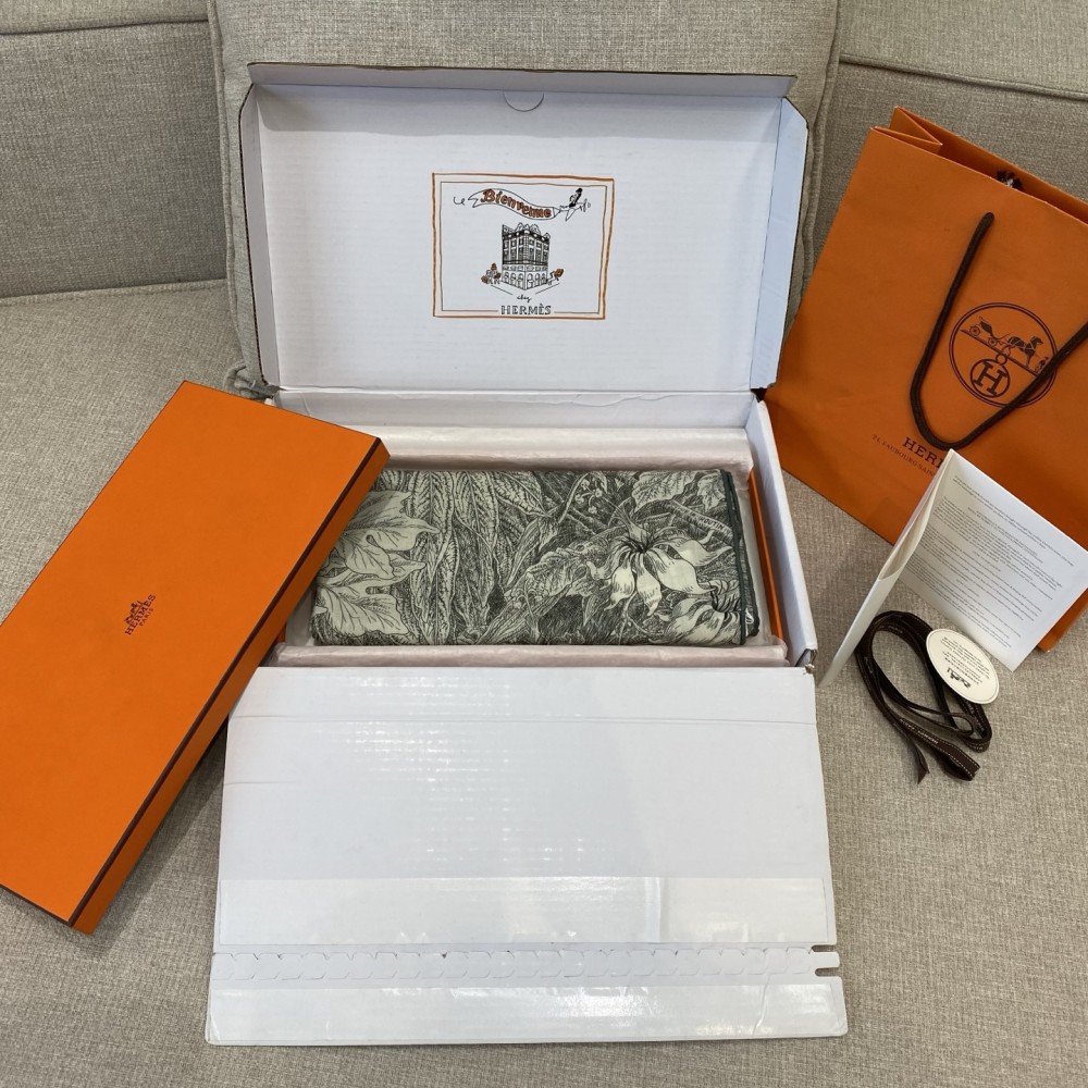 Hermes  エルメス パレルモ植物園 140 ショール 