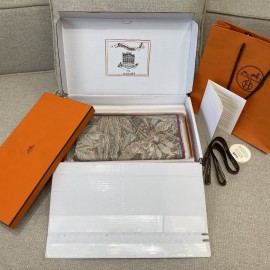 Hermes  エルメス セイラータトゥーバンダナ 141 ショール 