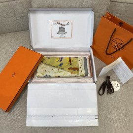 Hermes  エルメス イソップ寓話会本 140 ショール 