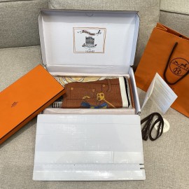 Hermes  エルメス エルメスの約束 スカーフショール