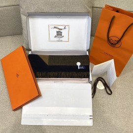 HERMES  エルメス Casaque Sangle a Boucle スカーフ 