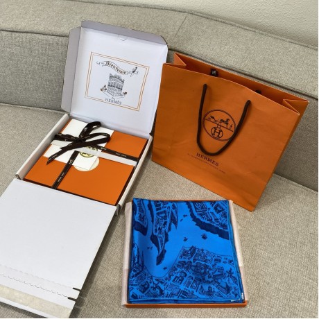 Hermes  エルメス 駿馬の都 シルクスカーフ