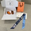 Hermes  エルメス 華やかな手綱フラワーバージョン Twilly スモールスカーフ 