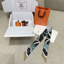 Hermes  エルメス グランドアパラット Twilly スモールスカーフ 