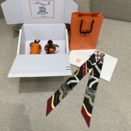 Hermes  エルメス グランドアパラット Twilly スモールスカーフ 