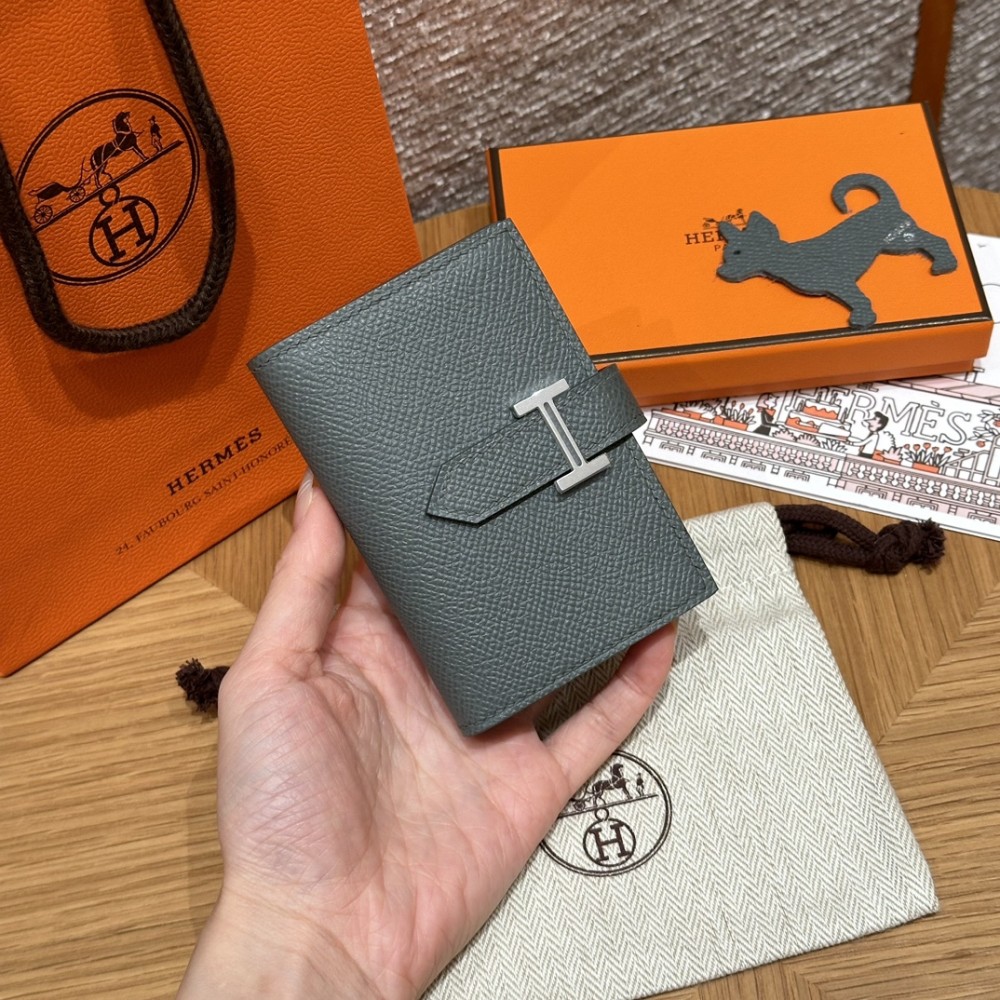 63/Vert Amande  ヴェールアマンド エルメス 財布 ベアン  Beant  ヴォーエプソン  silver シルバー金具  Epsom From France 
