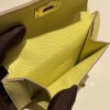 9R/Lime  ライム ヴォーエプソン Epsom kelly pocketケリー ポケット ロングウォレット  内部にカードスロットとファスナーポケットを配備しております